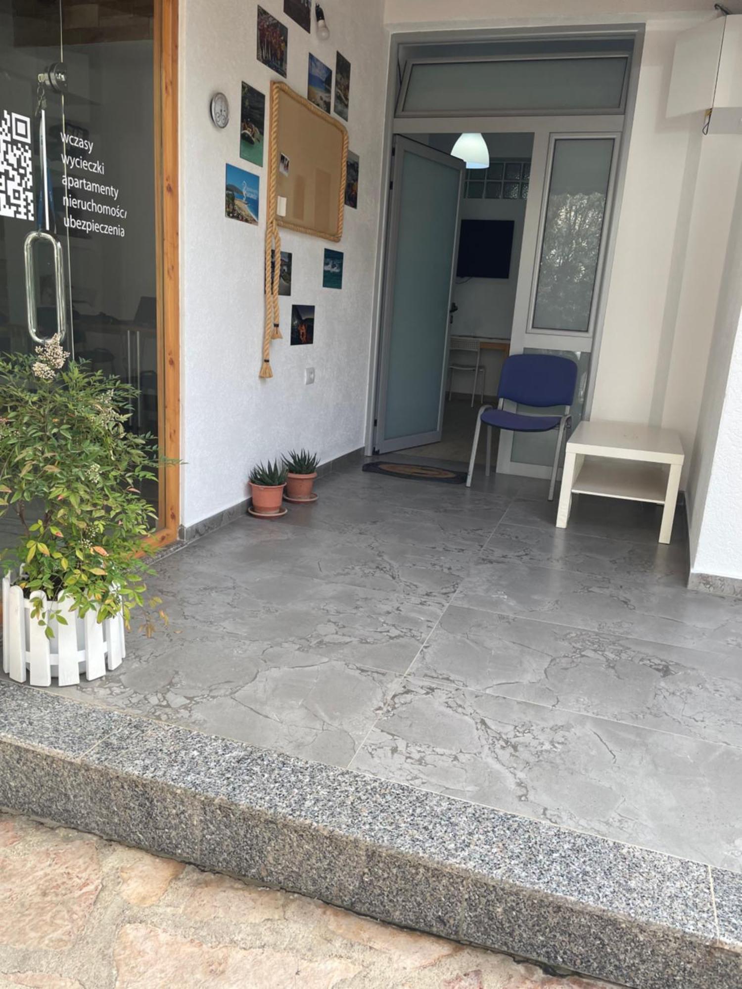 Отель Olive Tree Саранда Экстерьер фото
